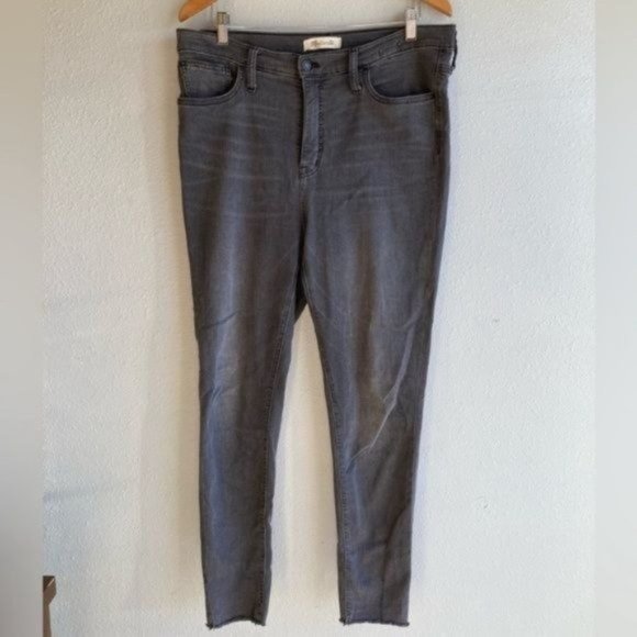 Madewell 9” Mid Rise Boho Washed Grey Essential Skinny Raw Hem Jeans - Picture 2 of 12